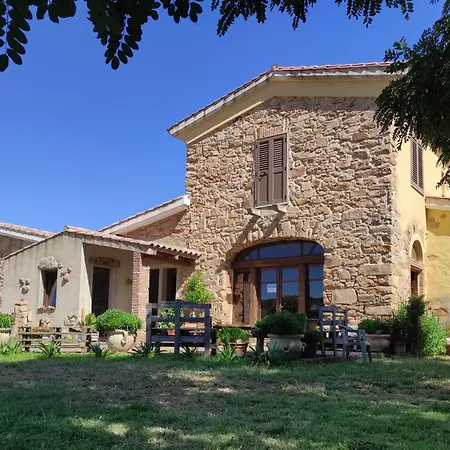 Gragonti, Costa Farm stay